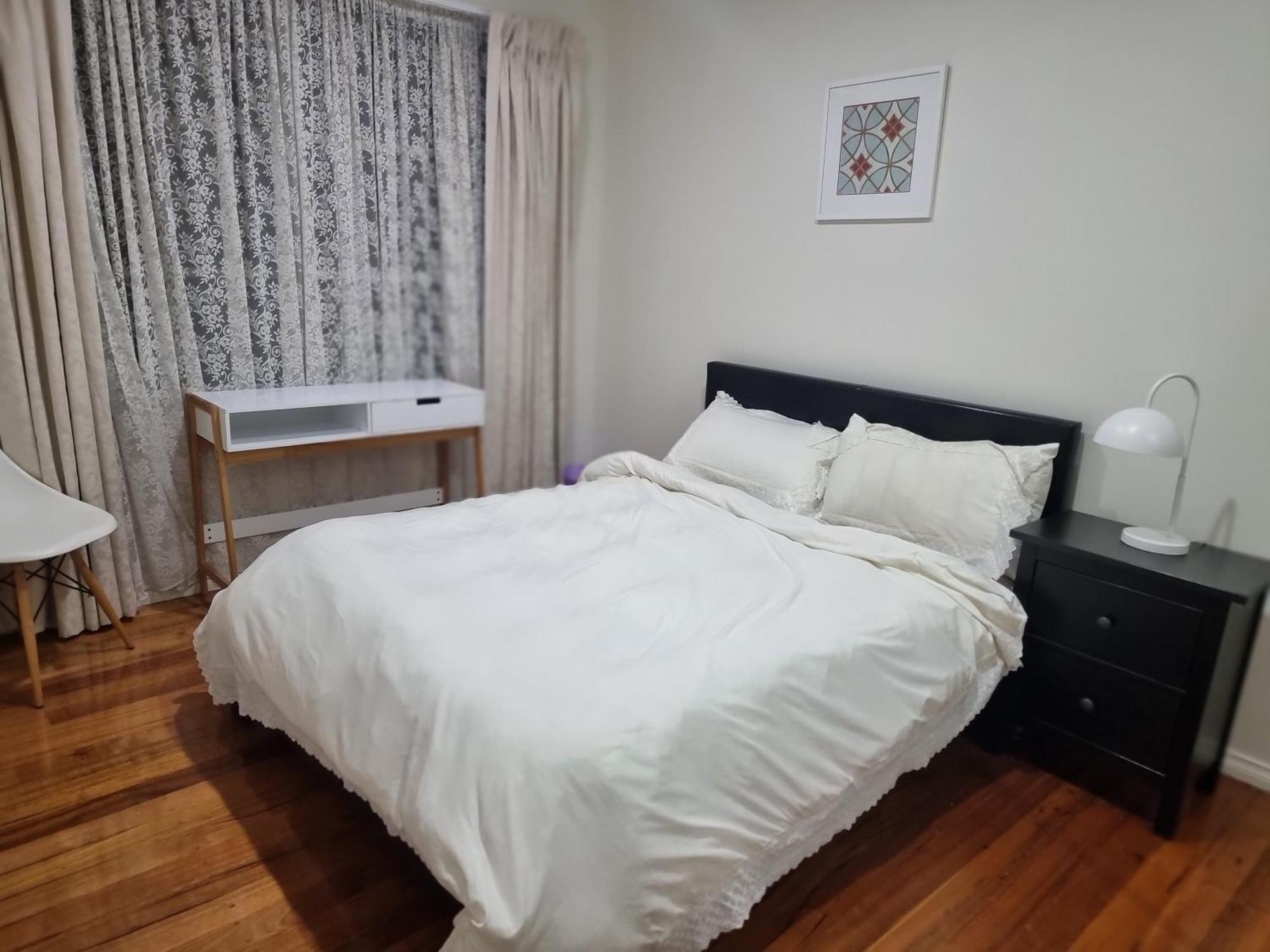 Two Separate Rooms At 34 Clarevale Clayton Ngoại thất bức ảnh